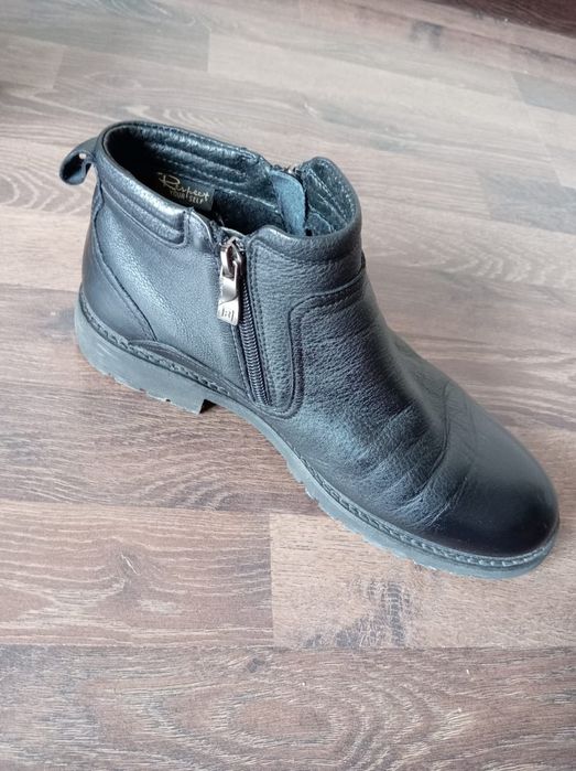 Мужские кожаные ботинки