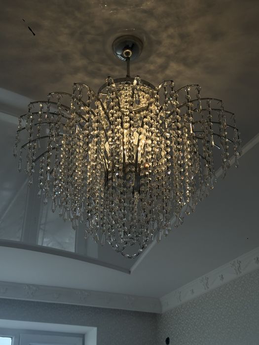 Продаю люстру город Актау