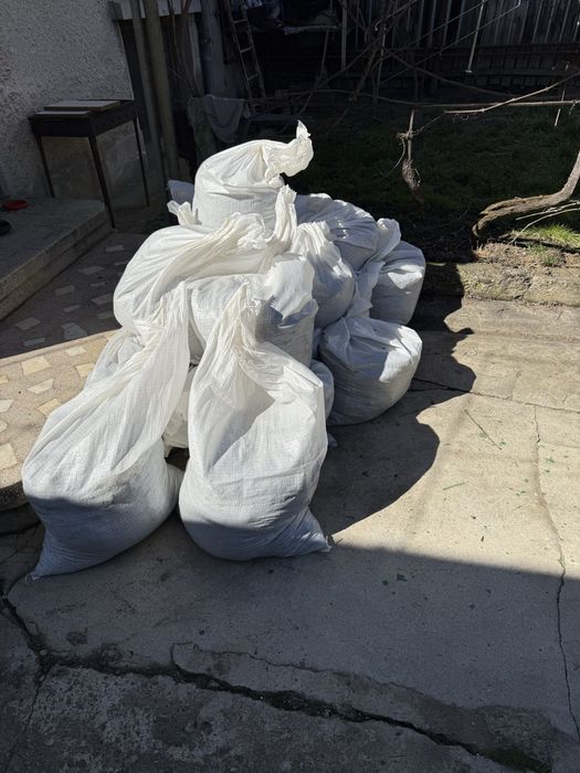 Donez pamant negru gradina - pamant umplutura