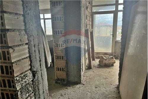 Продава се Етаж от къща в Нови пазар - 90 кв.м за 425 €/кв.м - Снимка #3