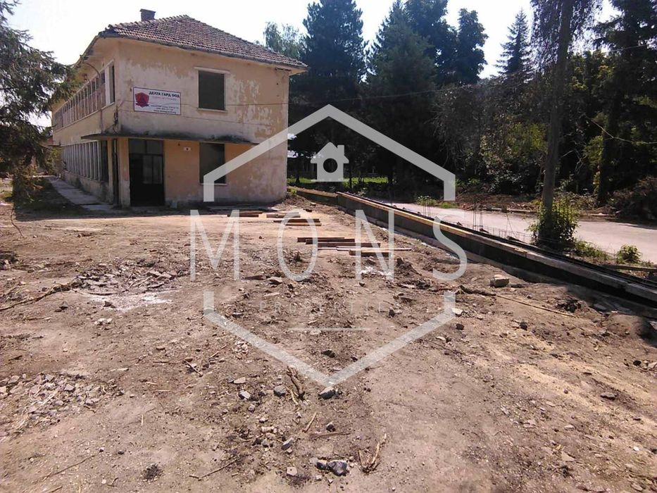 Продава се Промишлена сграда в Килифарево - 606 кв.м за 245 €/кв.м - Снимка #2