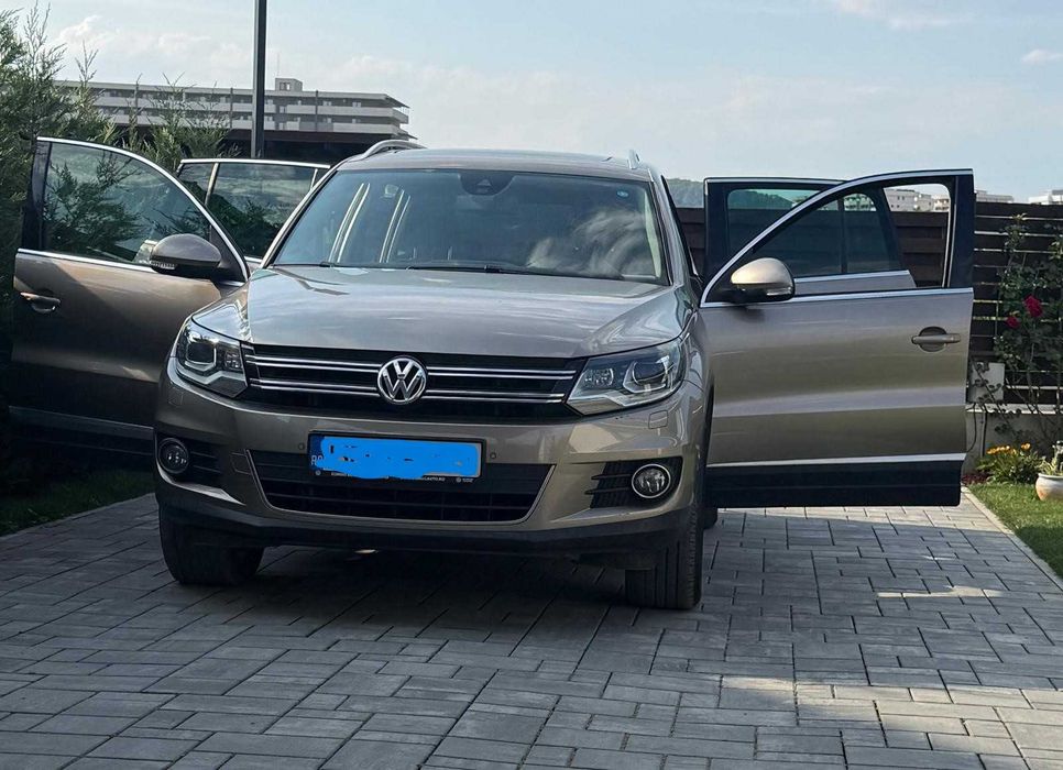 Volkswagen Tiguan 2.0 TDI DSG 4Motion 2012