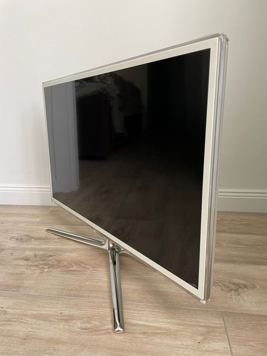 LED Телевизор Samsung