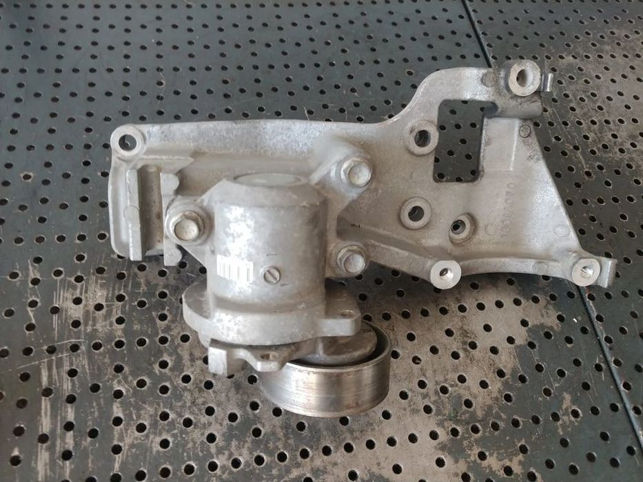 suport motor 1.8 di-d 4n13 mitsubishi asx 2011  1801a070