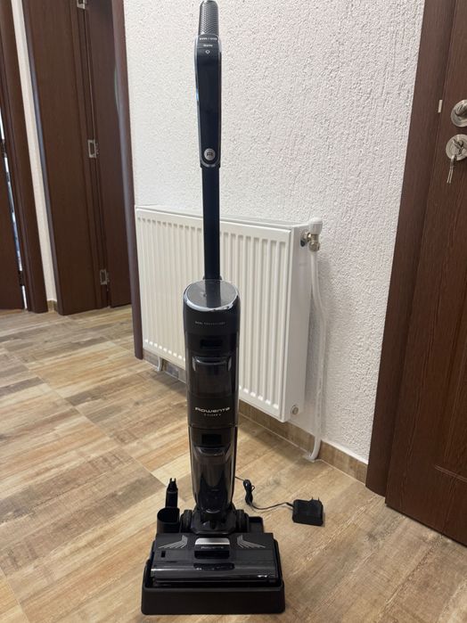 Вертикална прахосмукачка за сухo и мокро почистване Rowenta GZ5035WO