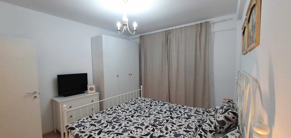 Inchiriez 2 camere Uverturii Residence