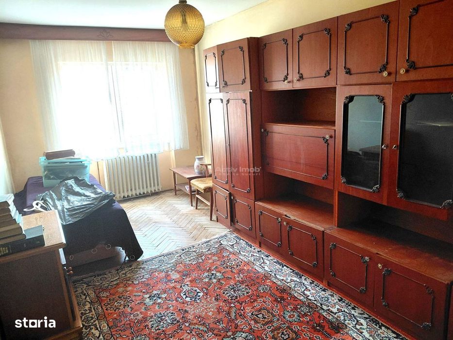 Baia Mare Vanzare | Apartament 3 camere decomandat etaj 3 | Victoriei