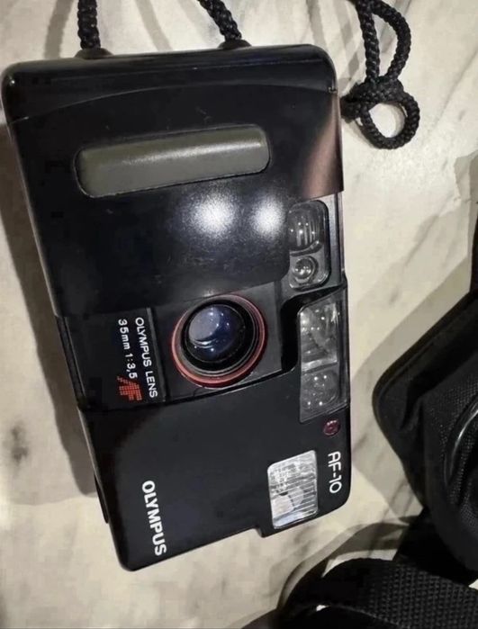 Aparat foto analog Olympus AF-10