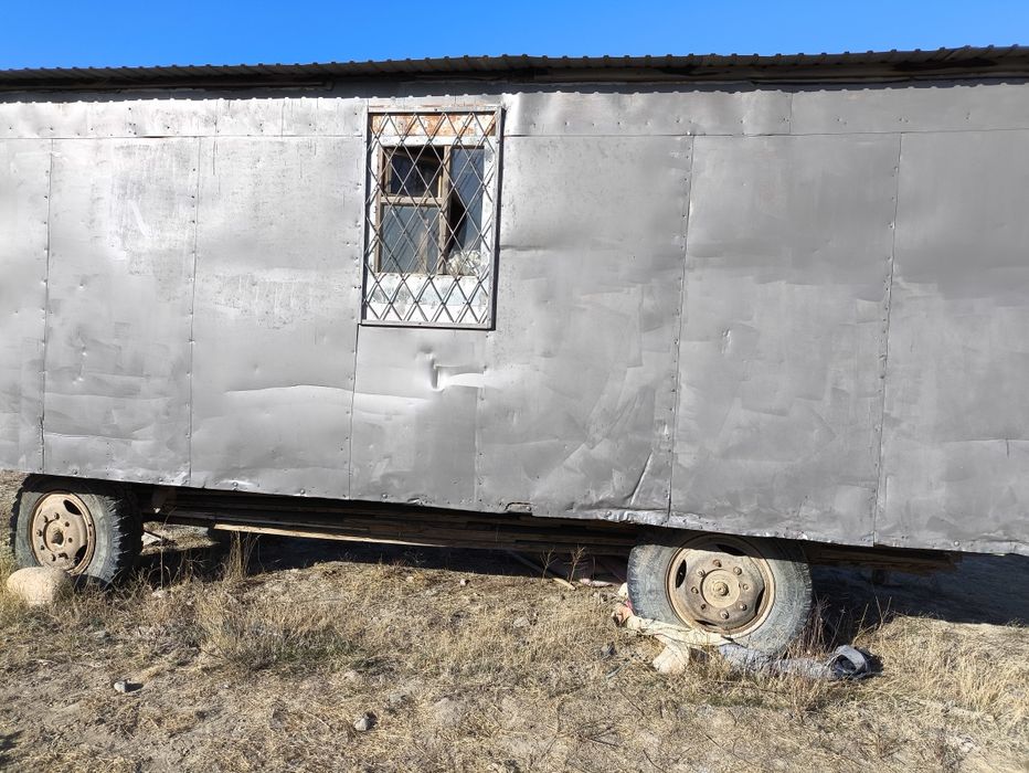 Продам Вагончик на колесах