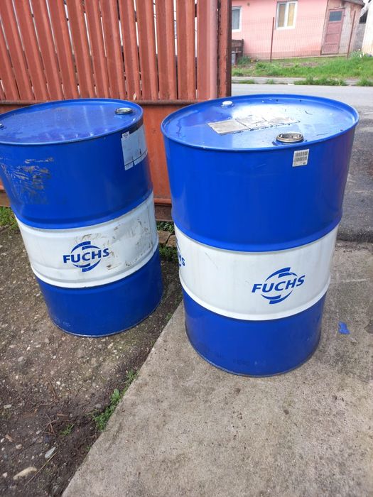 Butoaie plastic 220L tabla
