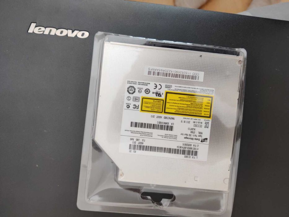 CD от Lenovo B590