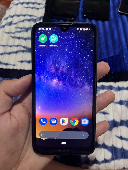 Vând mai multe telefoane