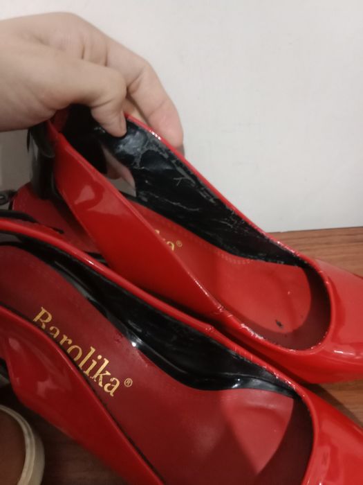 Ayollar oyoq kiyimi razmer 36-37