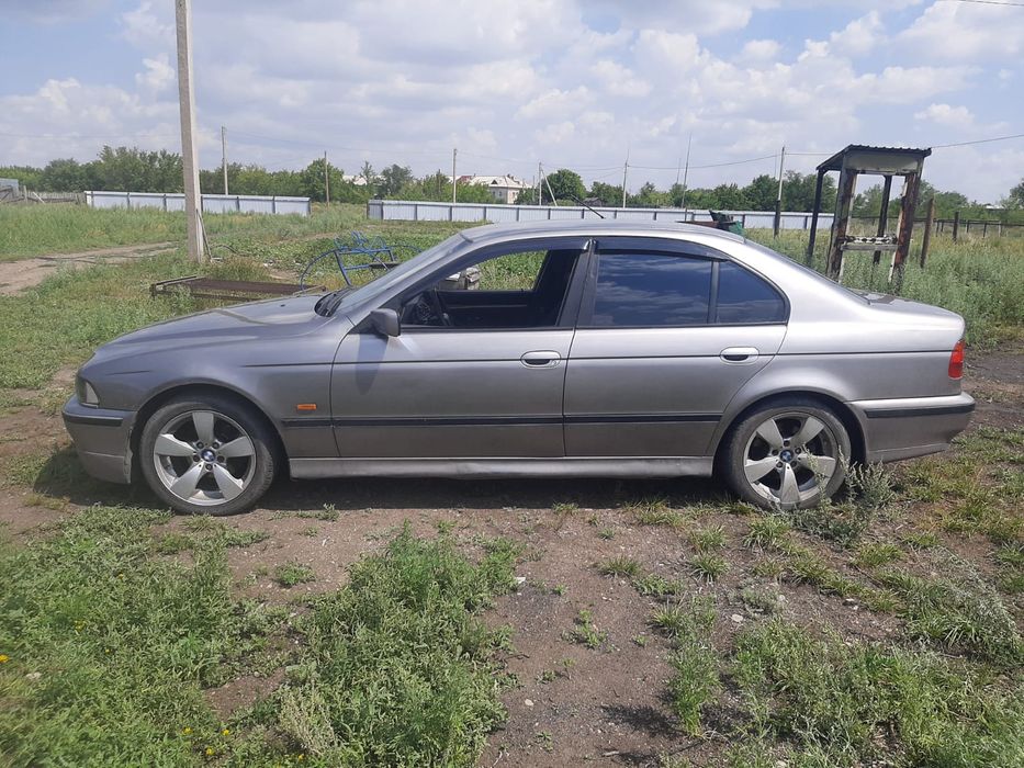 Продам БМВ е39 530i