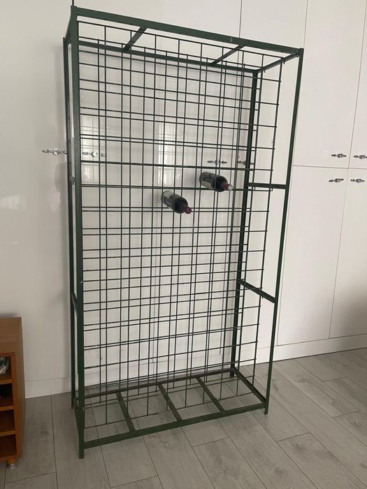 Mid century suport metalic dulap sticle vinuri
