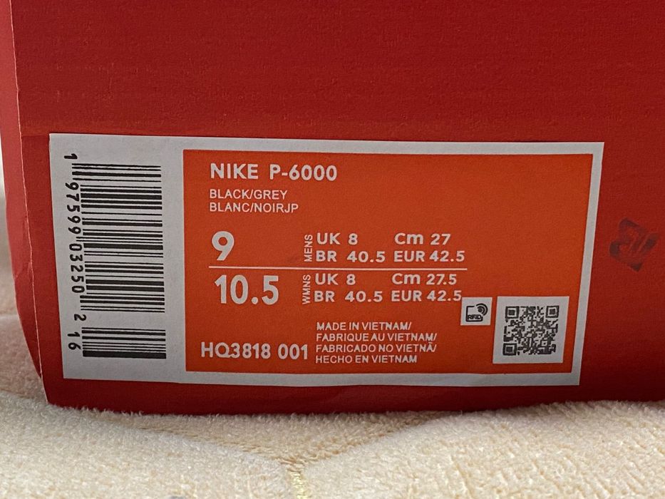Продам кроссовки Nike P—6000