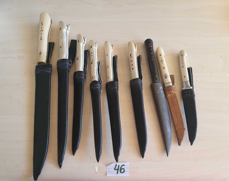 Колекционерски стари ножове