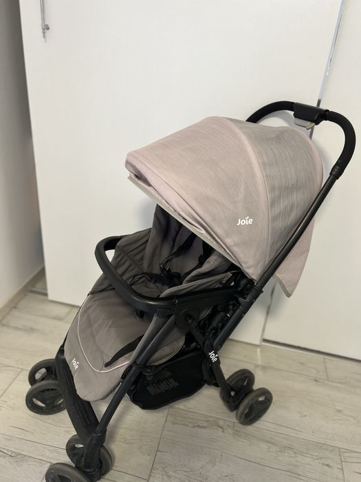 Carucior Joie  utilizat