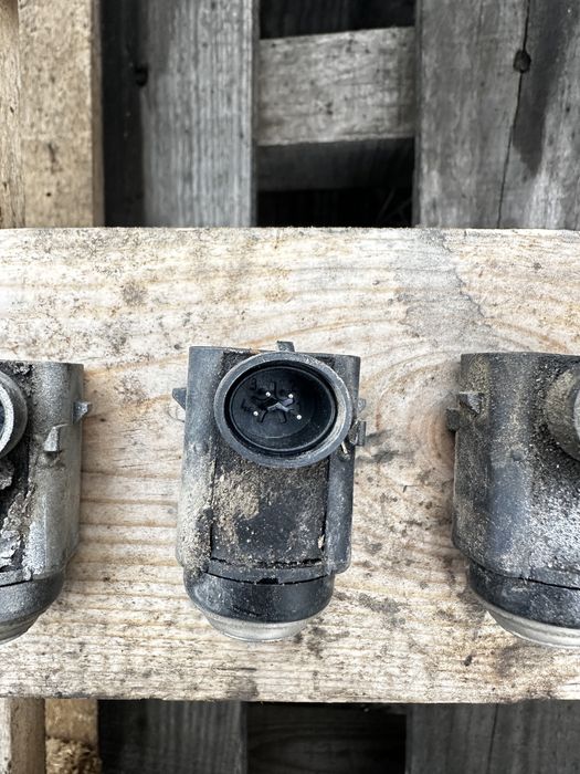 Парктроници и инсталация предни Mercedes w211 2005г