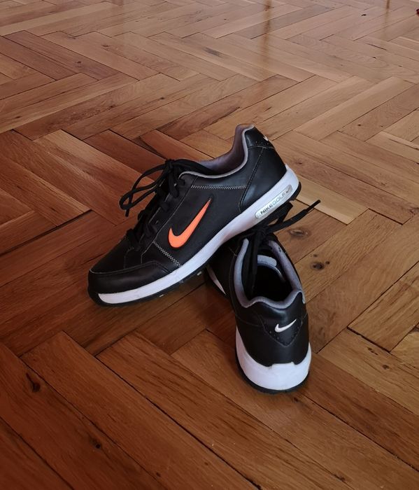 Оригинални дамски маратонки Nike номер 36