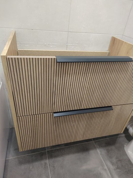 •Montez si asamblez Mobilier•