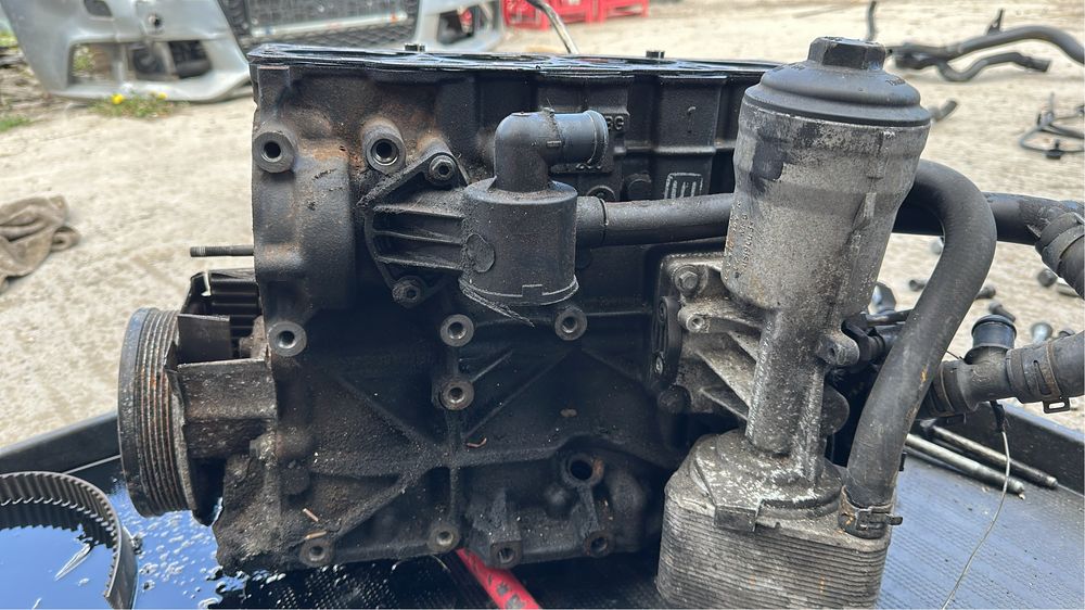 Bloc motor 2.0 cag audi a4 b8 03l021bg