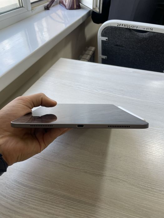 Ipad pro 11 (11-дюмовый) (2-го поколения)