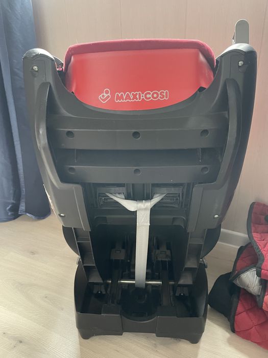 Автокресло Maxi-cosi