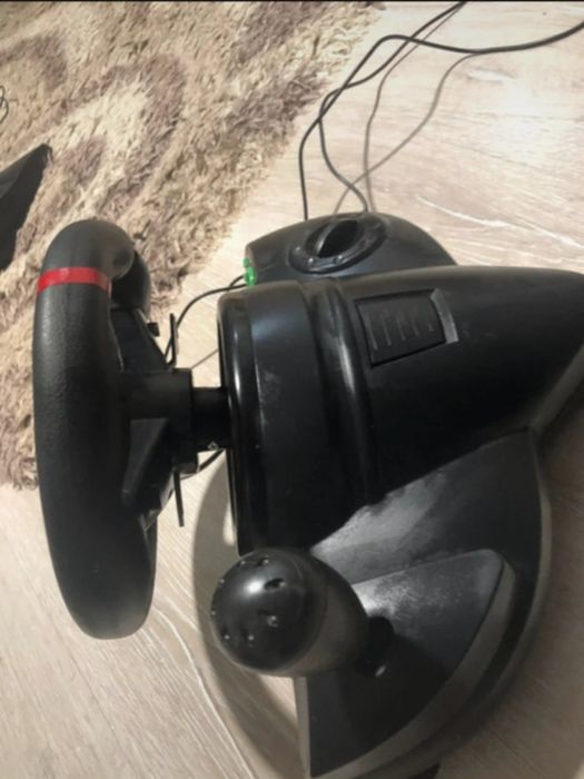 volan gaming negru