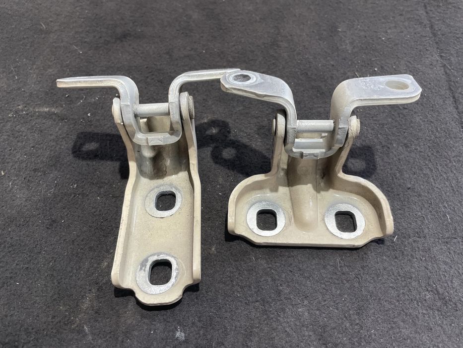 Balamale usa stanga spate Opel Zafira C facelift 2014 cod 13501715 13501713