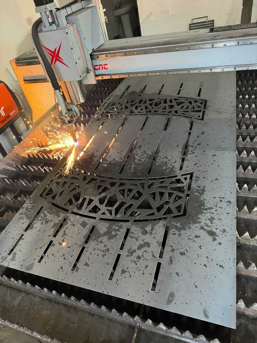 Gard si Porti tabla decupata debitare plasma CNC