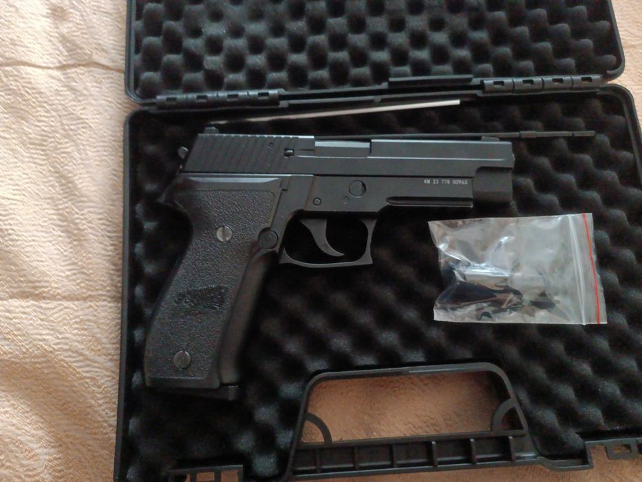 Airsoft пистолет p226