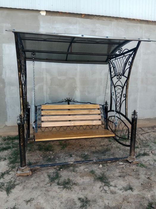 Продам качели садовые.