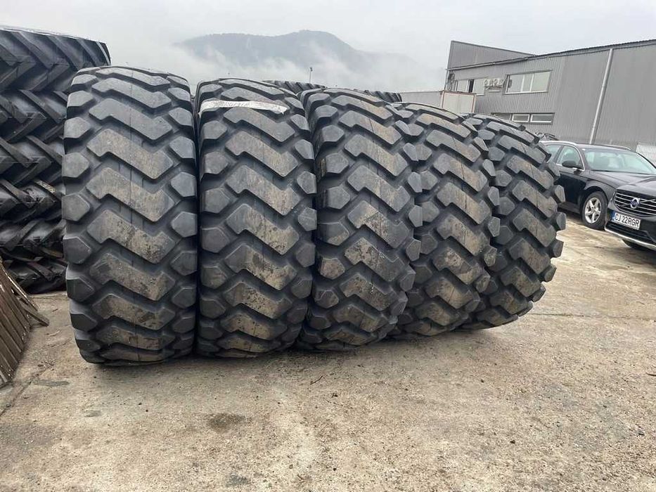 23.5-25 Cauciucuri noi INDUSTRIALE cu 24Pliuri livrare rapida