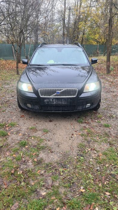 Far Stanga/ Dreapta Xenon Volvo V50