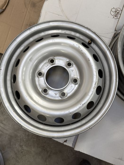 Vand jante tablă noi hyundai H350 6x139,7 pe 16”