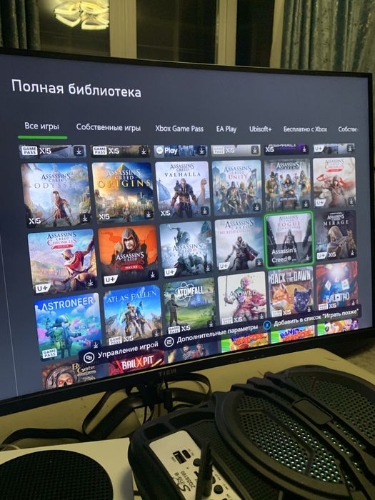 Xbox series S, 2геймпада + 500игр