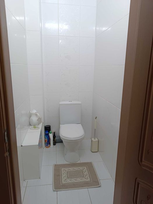 Продам 3 ком квартиру . Р-он Береке