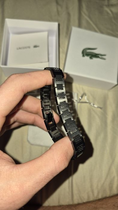 Черна Гривна Lacoste Metropole