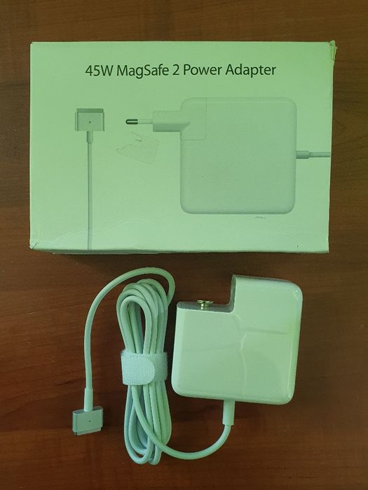 Продавам зарядно за macbook pro air 45w чисто ново