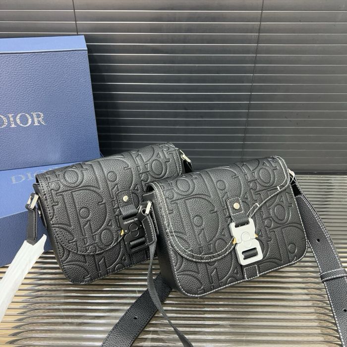 Барсетка Dior мужская, 10 разных цветов.