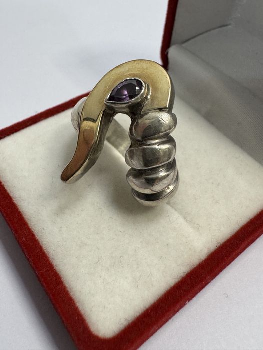Inel vintage, argint 925, aur si ametist.