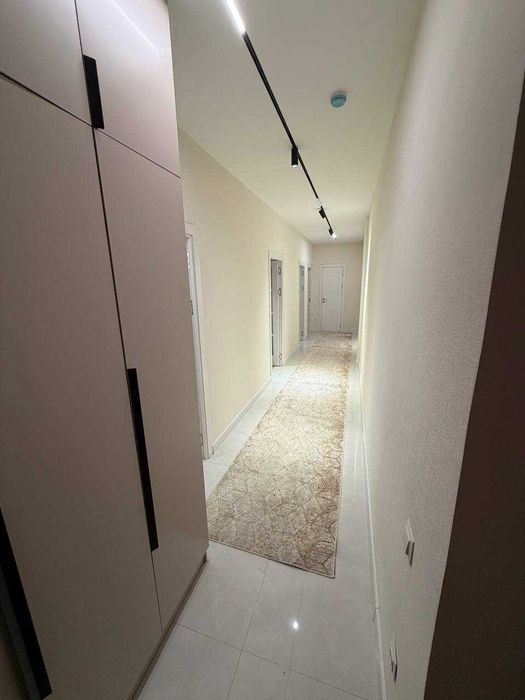 Продается 3х комнатная Квартира в Новостройке, Чинабад Юнусабад, 3/6/9