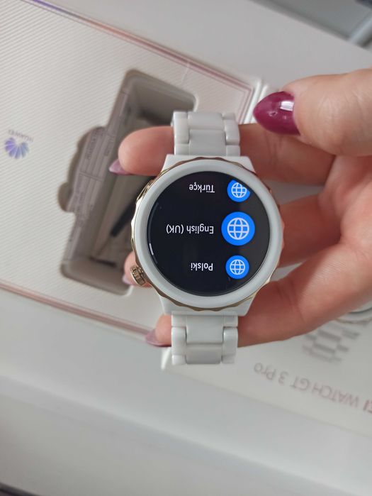 Часовник Huawei GT 3 Pro