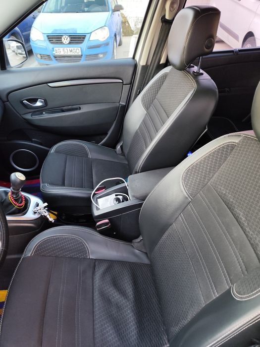 Vând sau schimb Renault gran scenic 3