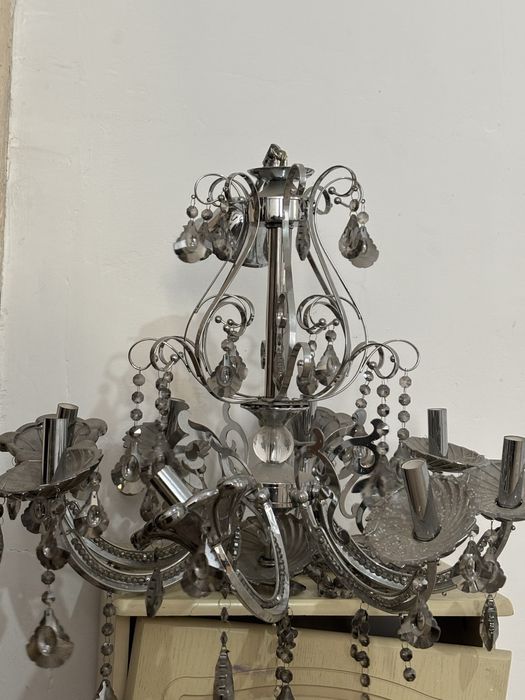 Продам люстры б/у