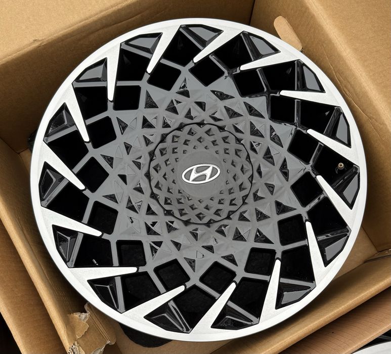 Диски оригинал хундай 4шт