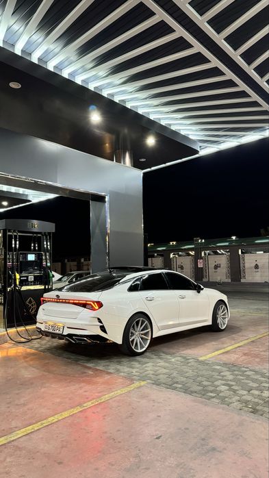 Kia K5  2L mator 2021