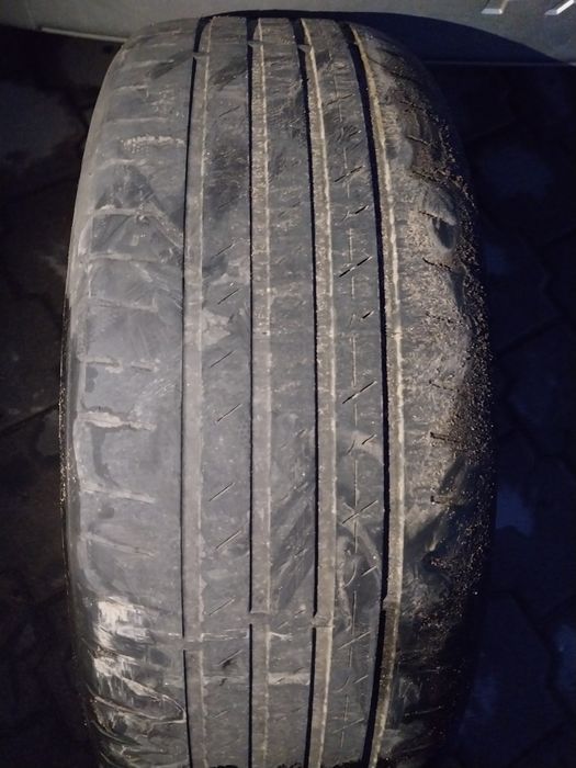 2 шины Китай 215 55 R17.