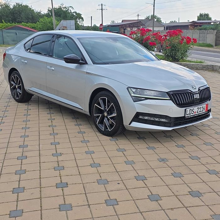 SKODA Superb 2023 — imagine 2